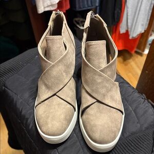 Juicy Couture Beige Ankle Booties